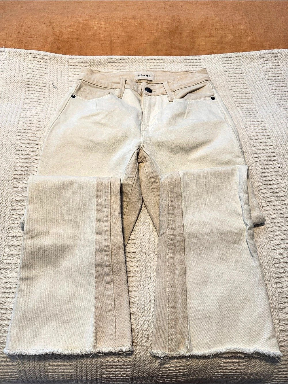 FRAME Le Crop Mini Boot Raw Hem Jeans Waist 25 Cream